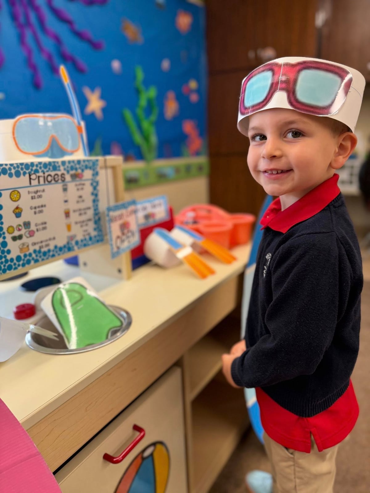 Preschool 2 Dramatic Play store with collections