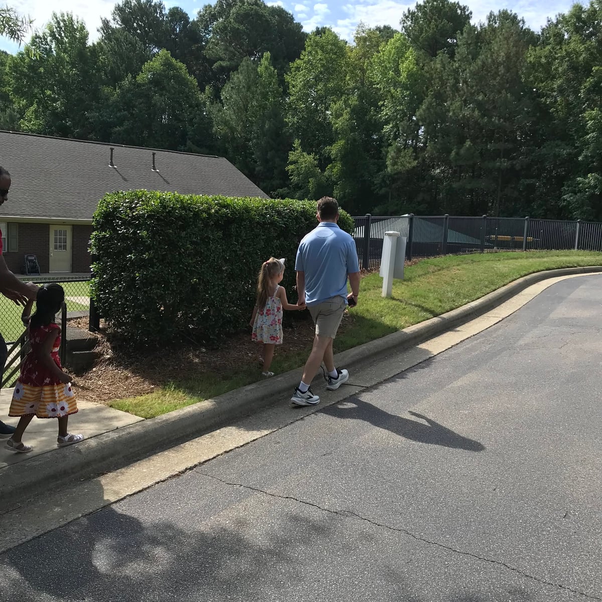 Father-Daughter Walk Day