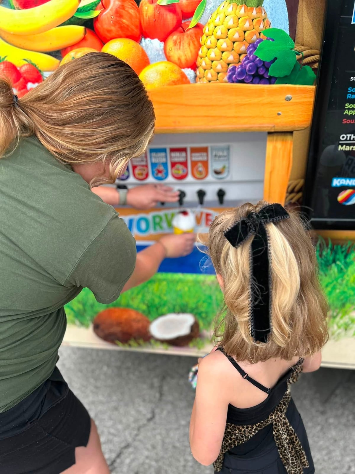 Kona Ice truck 