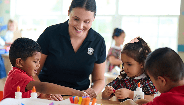 teacher with Preschool kids in Riverview