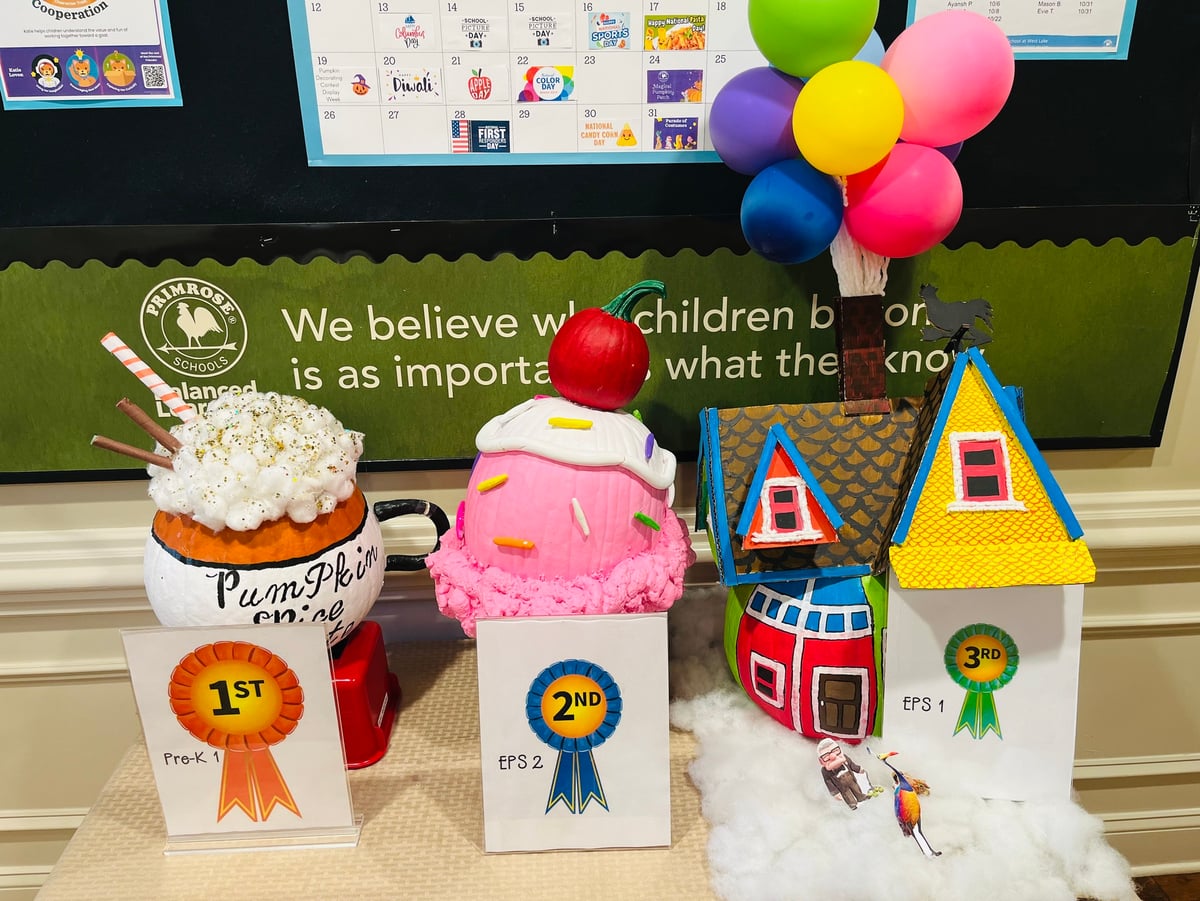 Pumpkin Decorating Contest