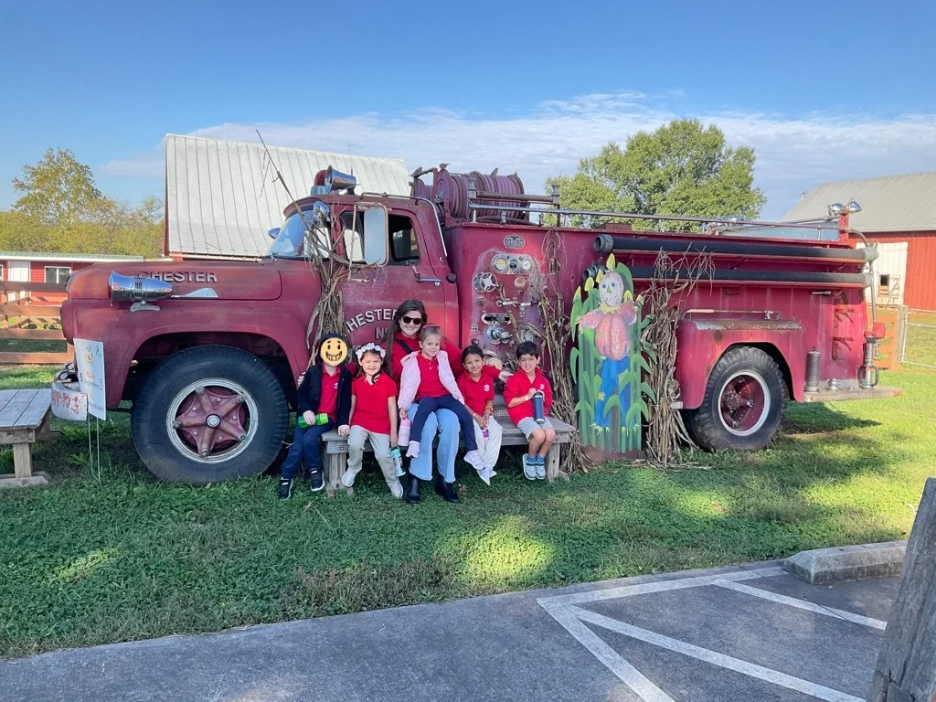 Kindergarten Field Trip to Temple Hall!