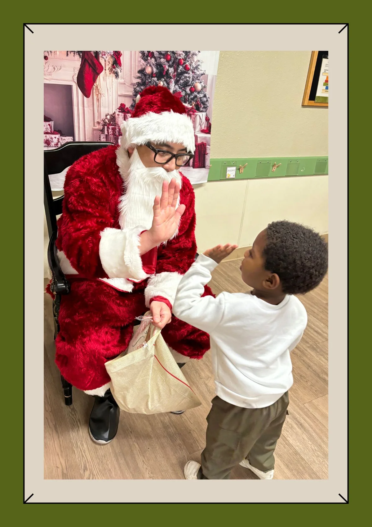 Homepage - Gallery - Santa