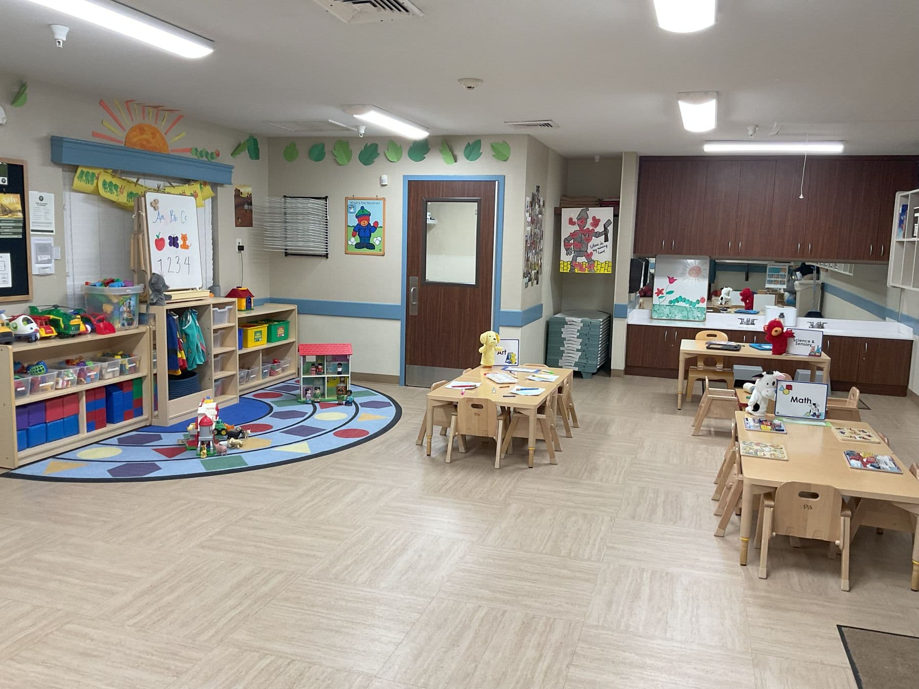 Early Preschool 2 Primrose Castle Hills Carrollton Lewisville Texas Primrose Castle Hills Infant, Preschool, Kindergarten, Daycare, Childcare, Early Education. Carrollton, Lewisville, Dallas, Texas. 75010, 75007, 75056