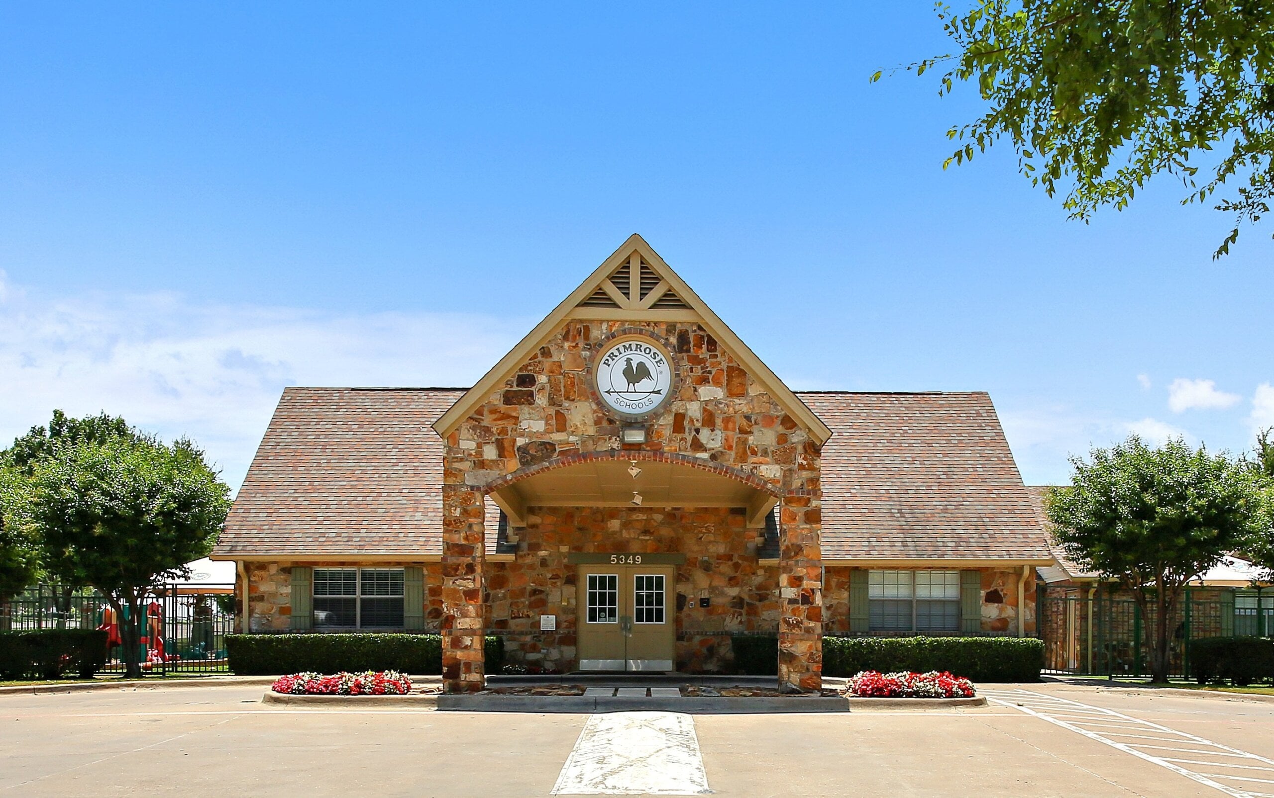 primrose lakehill entrance