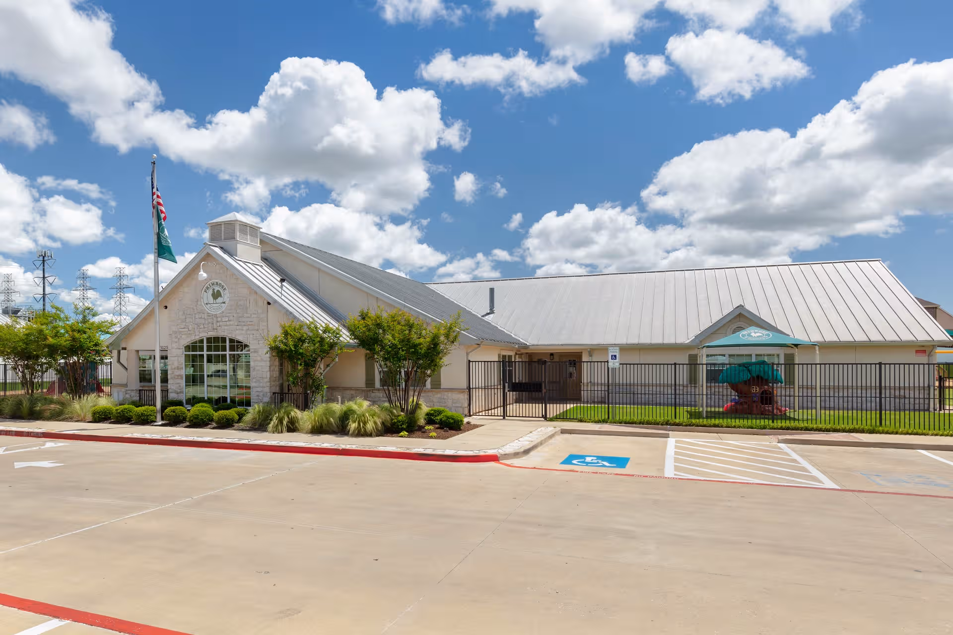 Hero Image 0
