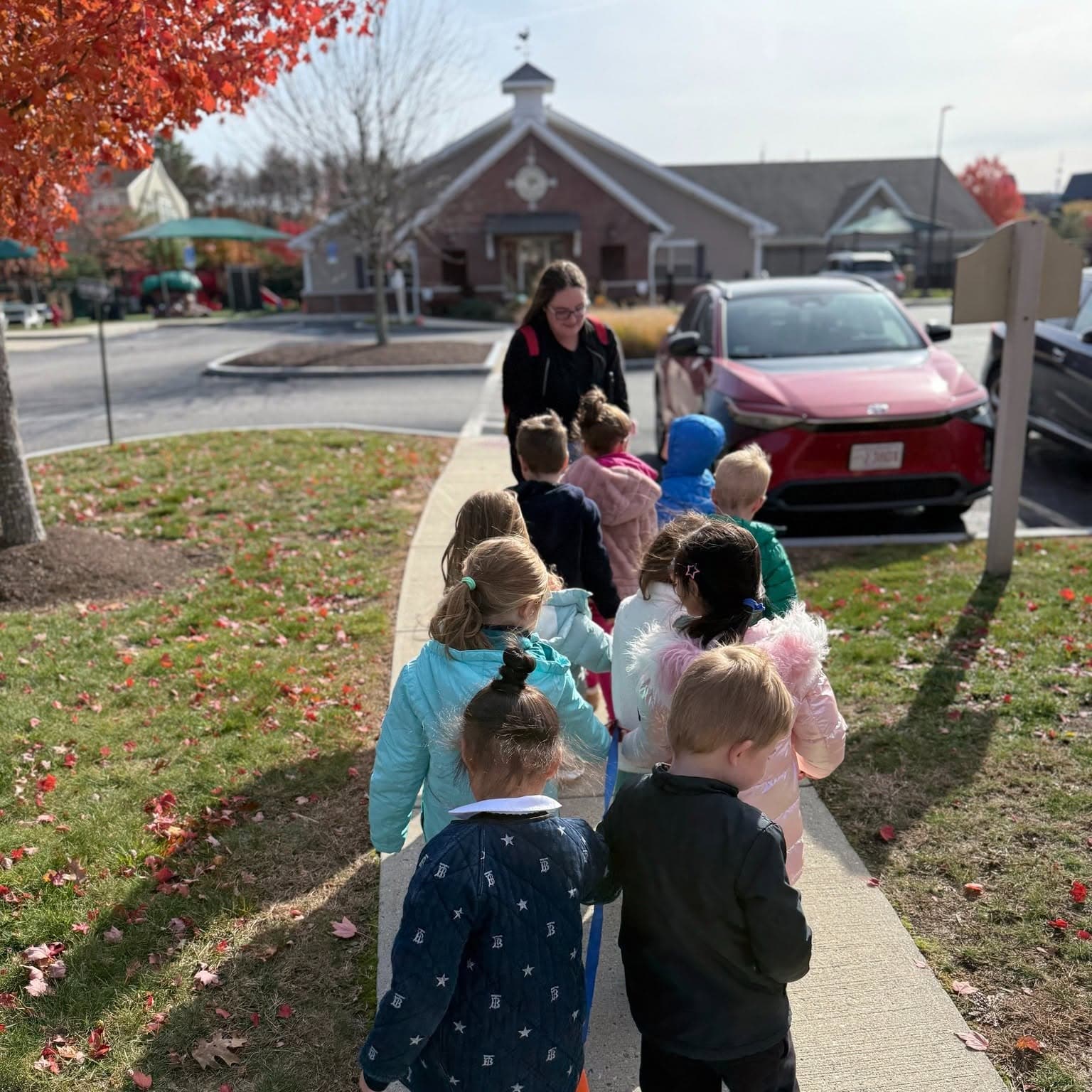 Benefits of the Preschool Program at Primrose School of Burlington, preschool and day care center serving Burlington, Billerica, Pinehurst, Lexington, Bedford, and Nutting Lake. Early childhood education focused on literacy, math skills, language development, creativity, social growth, confidence building, and kindergarten readiness.