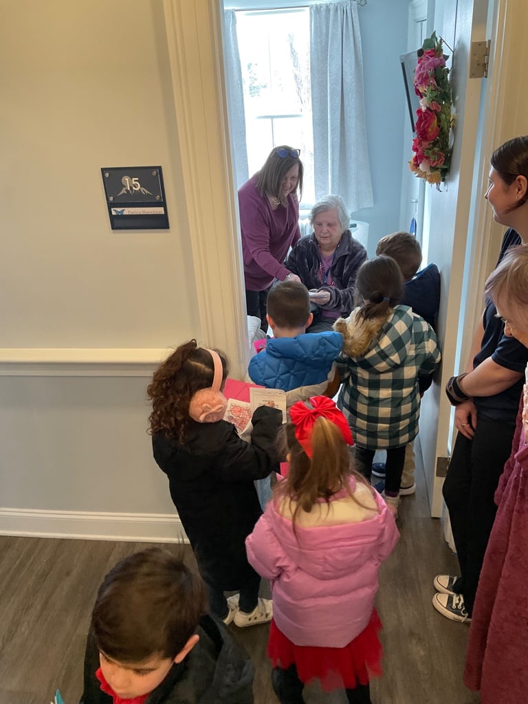 Kindergarten Field Trip to deliver Valentines!