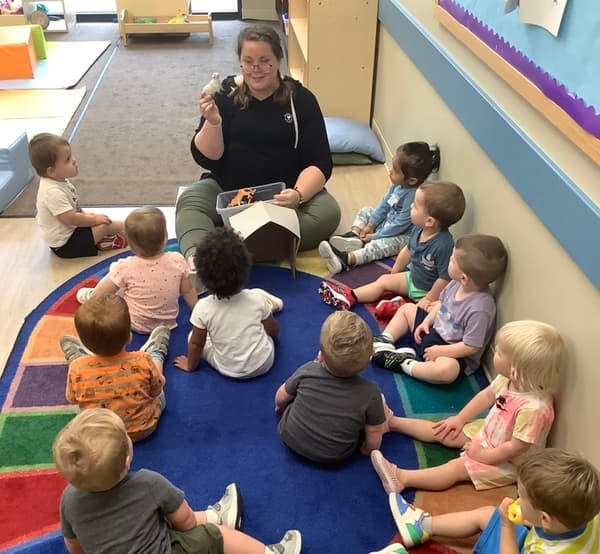 Toddler circle time at Primrose Dublin Riverside