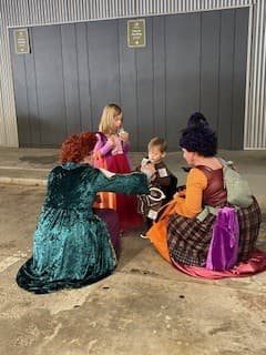 costume