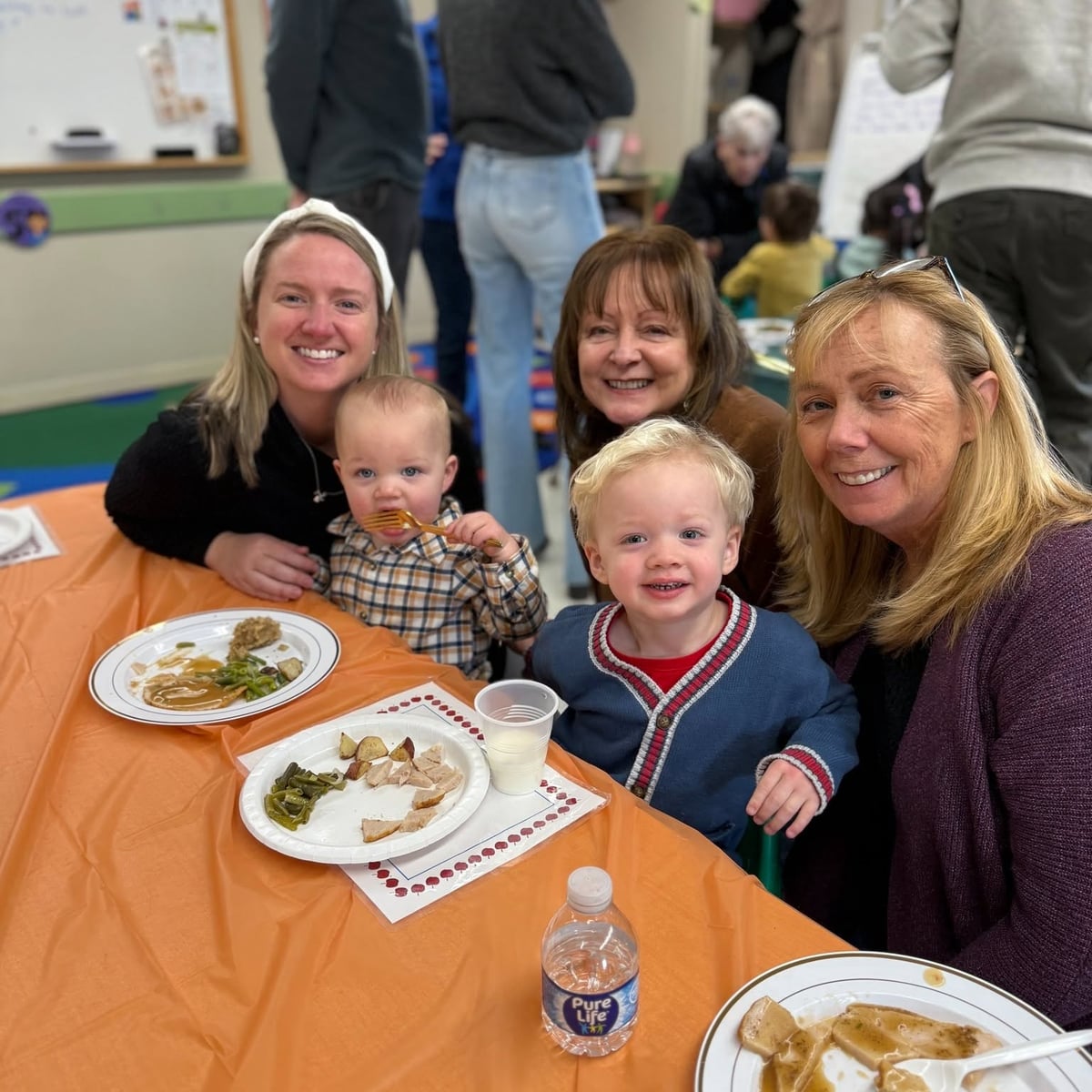 Primrose School of Burlington Preschool Program serving Burlington, Billerica, Pinehurst, Lexington, Bedford, and Nutting Lake families. Preschool and day care center providing early childhood education, literacy development, math readiness, social skills, creativity, and kindergarten preparation.