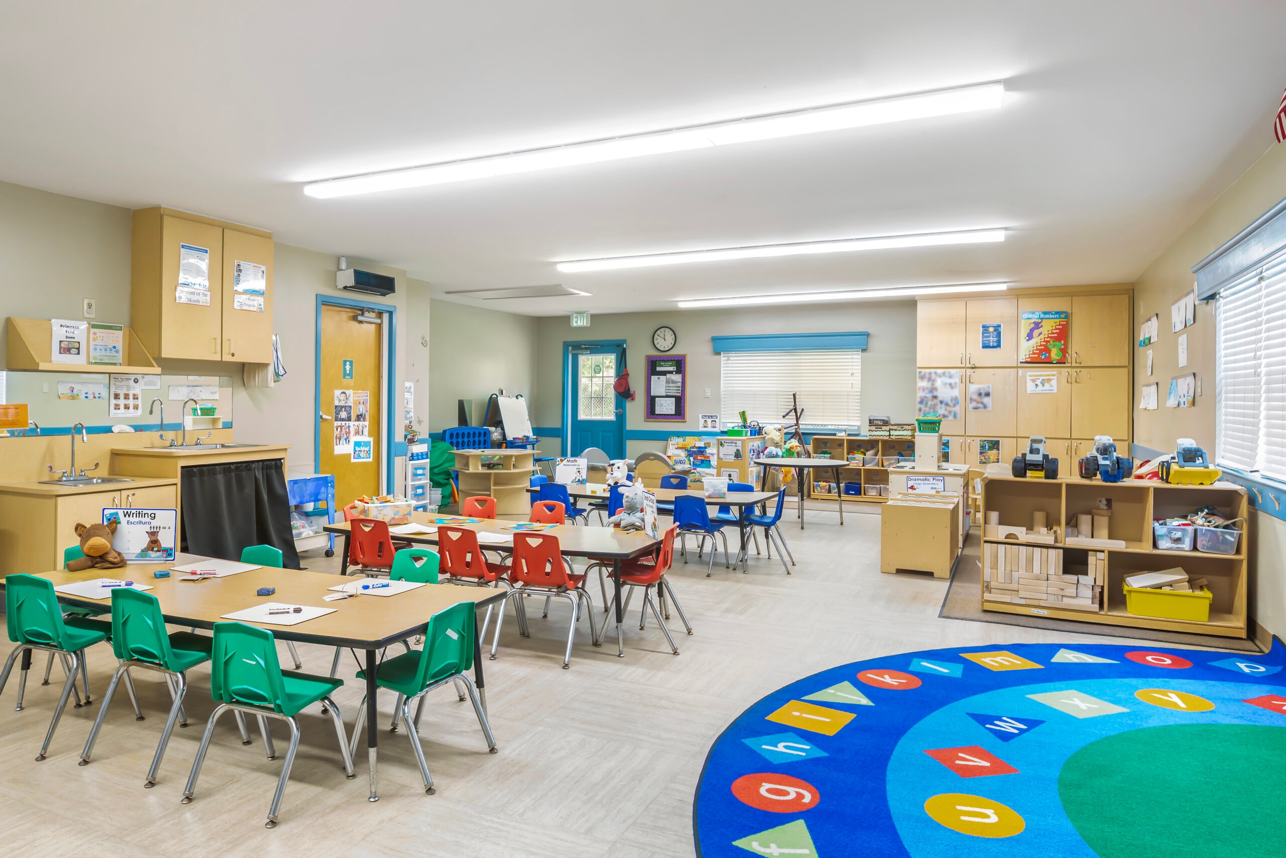 kindergarten classroom at Primrose School at Sugarloaf Parkway-East