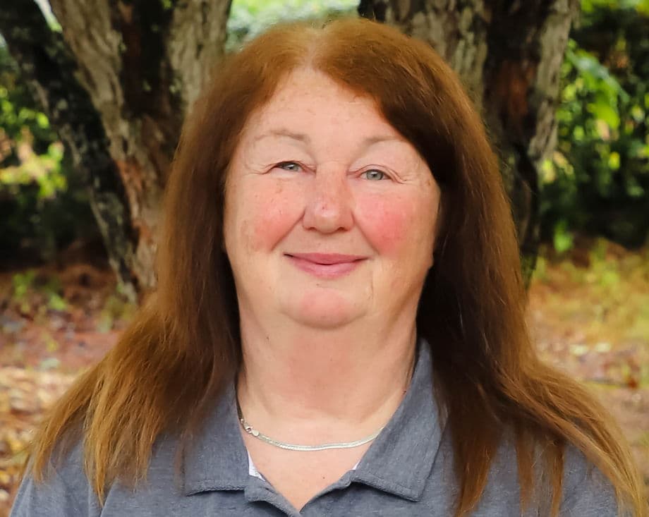 Mrs. Lois Adams