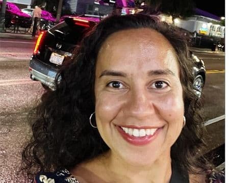 Laila Moura-Oliveira