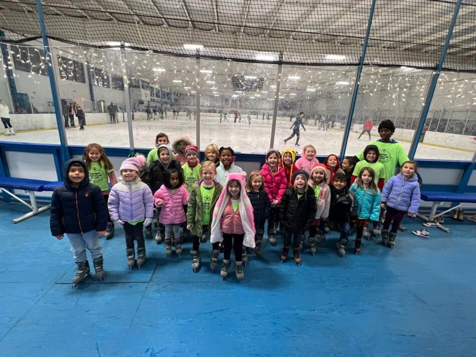 children ice skating