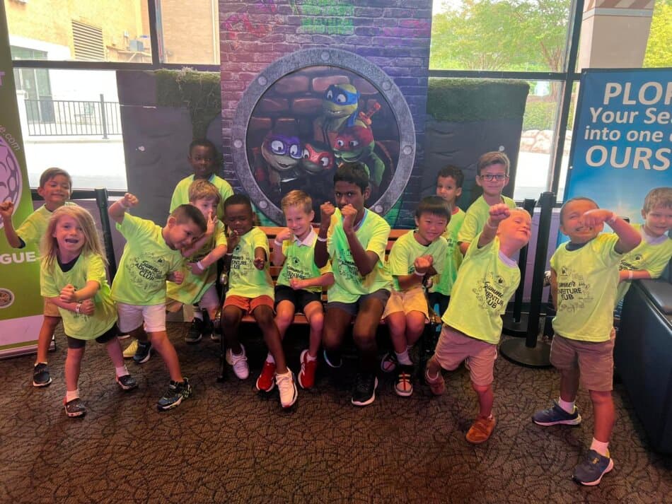 children on field trip