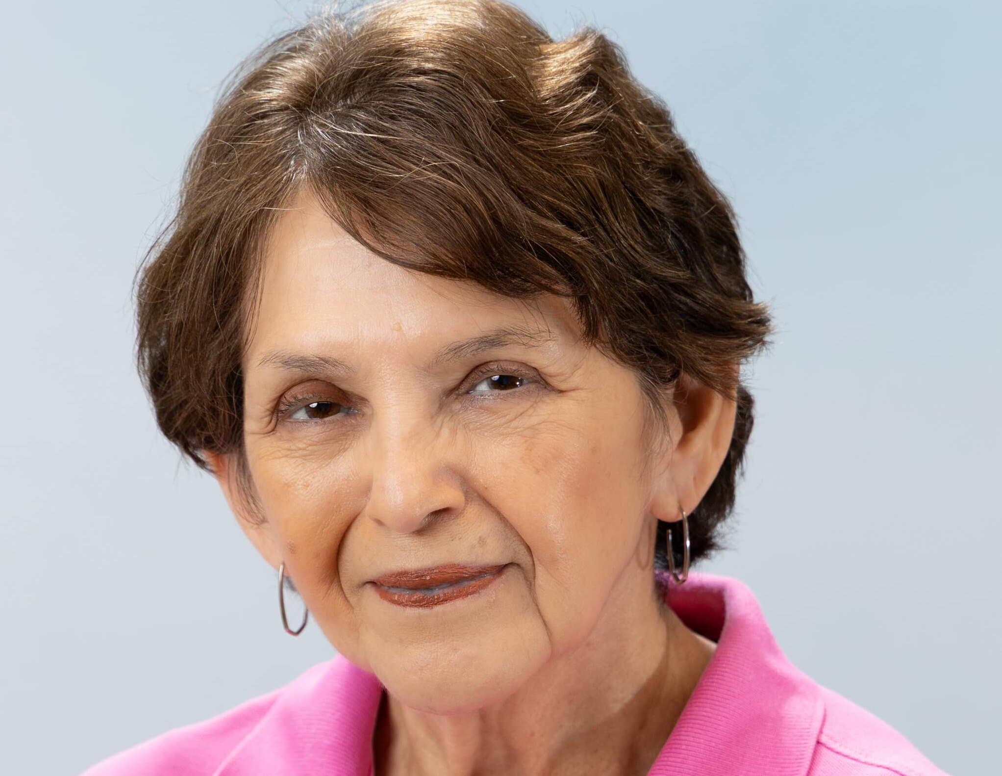 Mrs. Olga Longoria