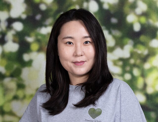Ms. Dayoung