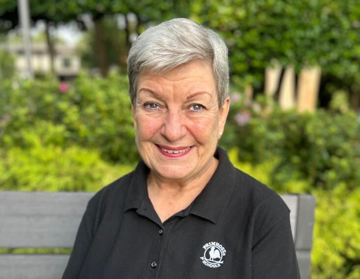 Ms. Margaret Snyman