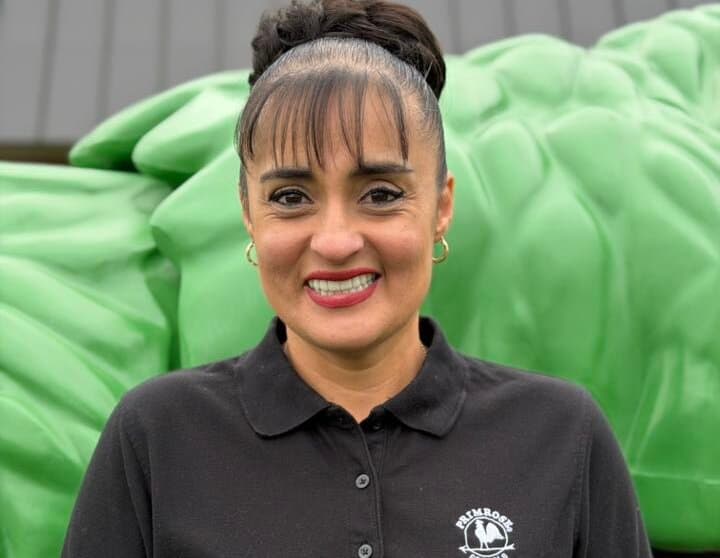 Mrs. Vianey OR Mrs.V