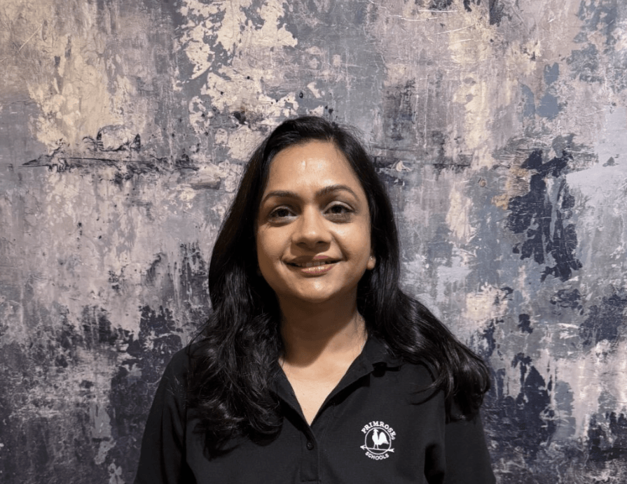 Ms. Komal Rastogi