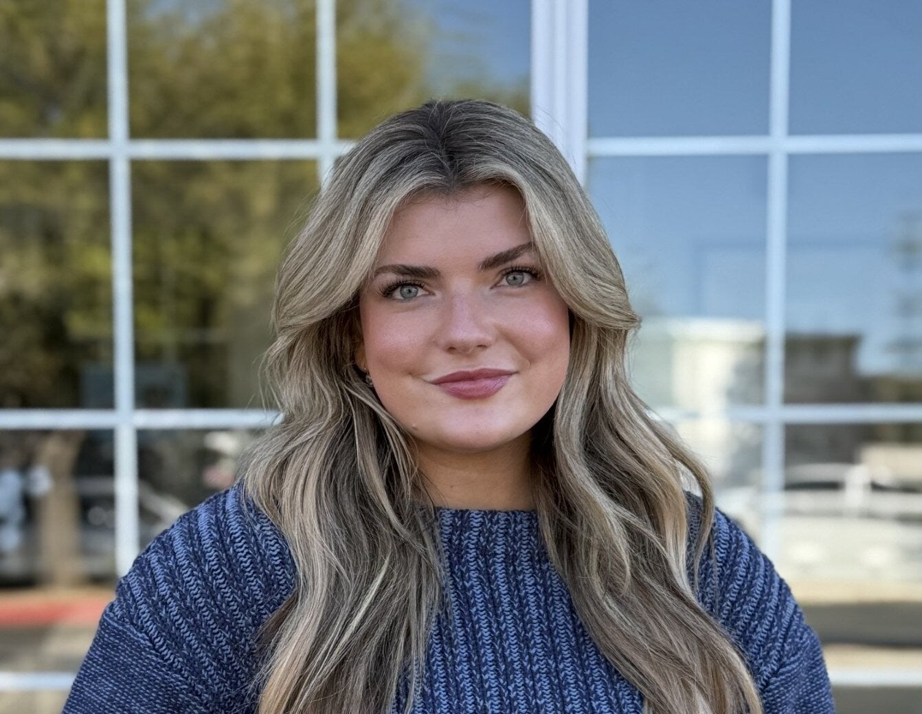 Ms. Lauren Sampson