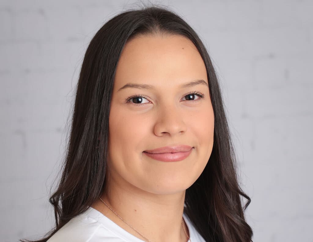 Ms. Jennifer Medrano