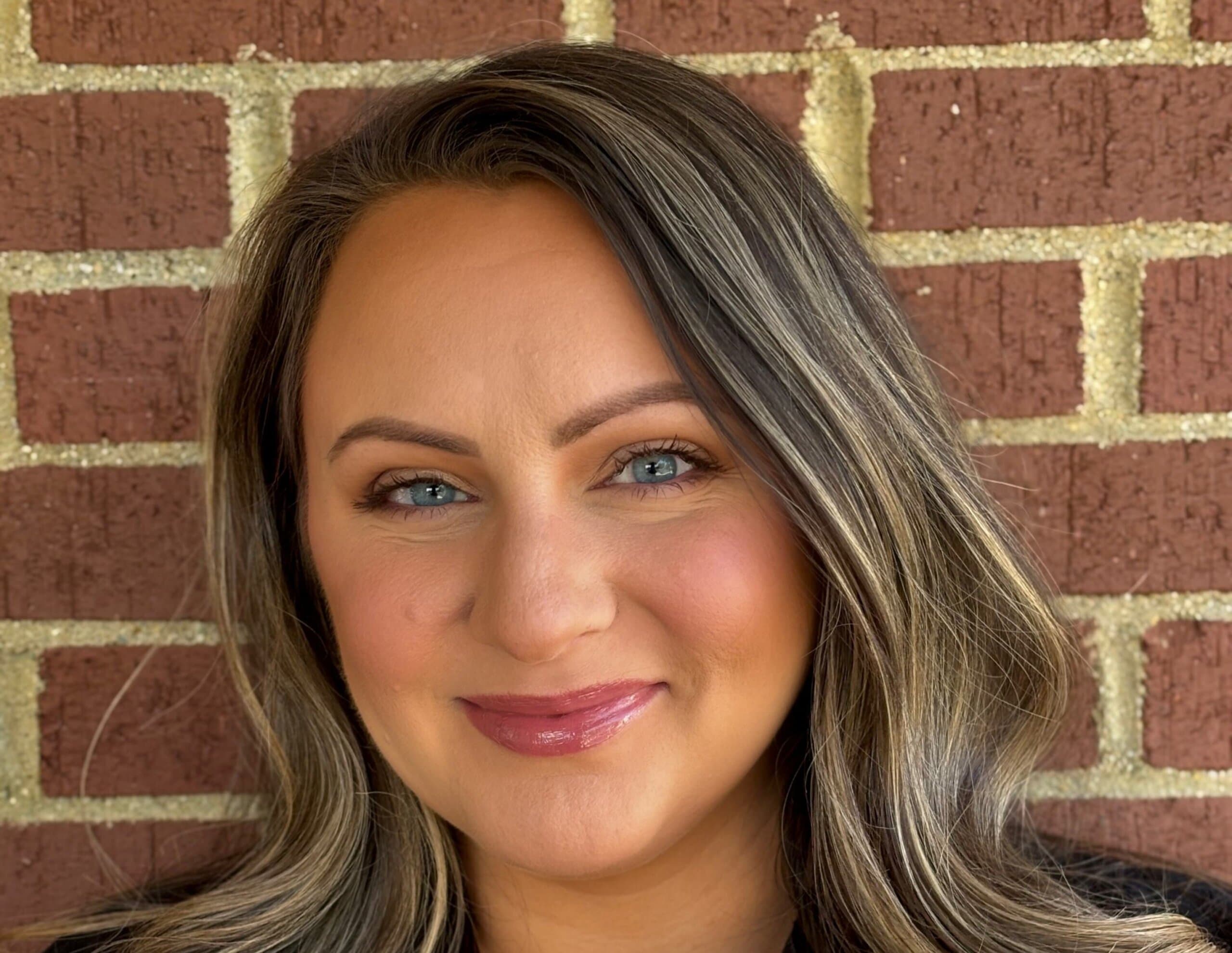 Ms. Amanda Akins