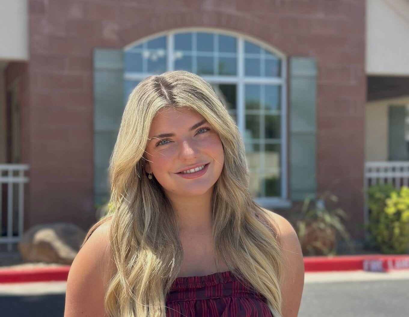 Ms. Lauren Sampson