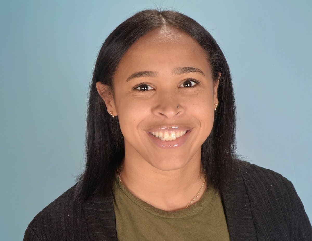 Ms. Alexa Collins