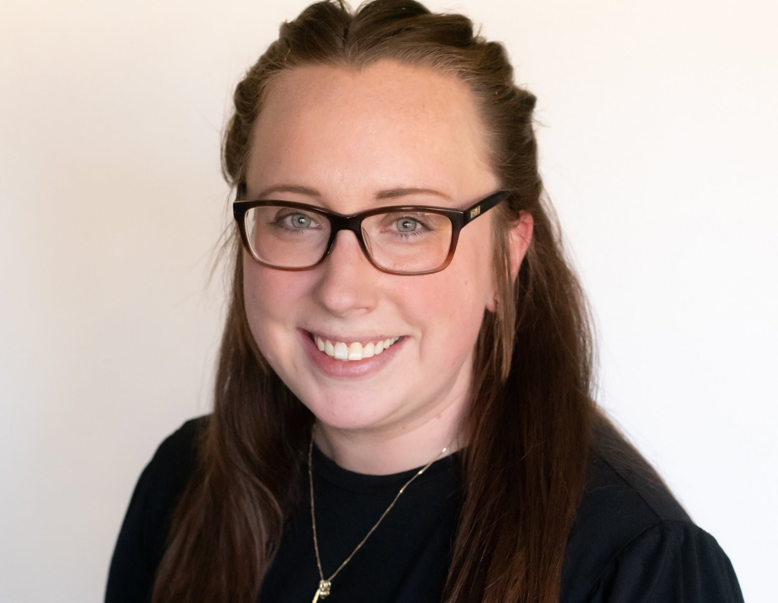 Ms. Alicia Lohrer