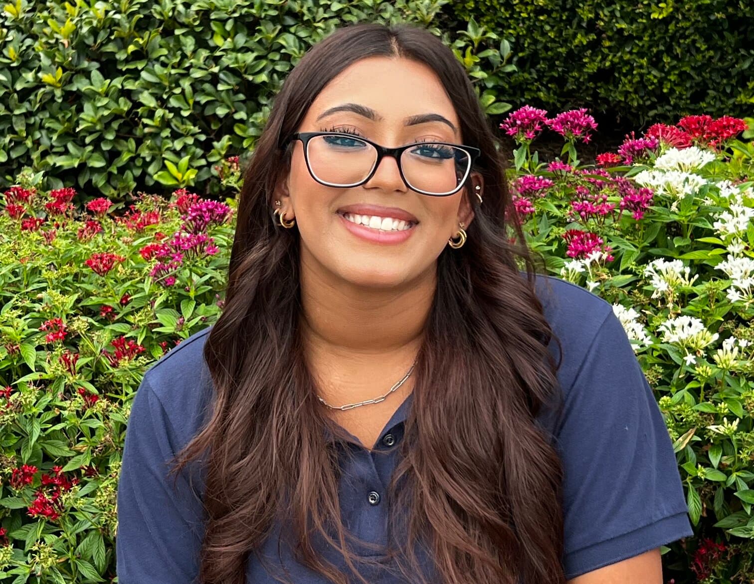 Ms. Alina Maknojia