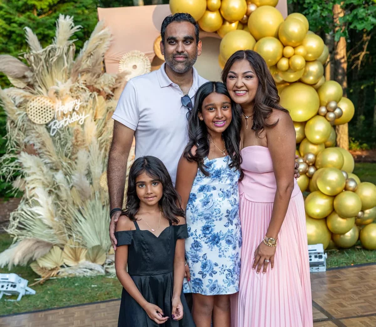 Zeel, Ritesh, & their daughters