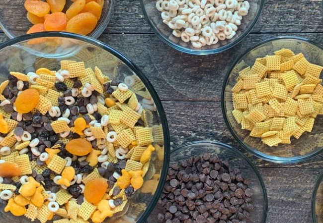 Snacktivity: Measure-It-Yourself Trail Mix